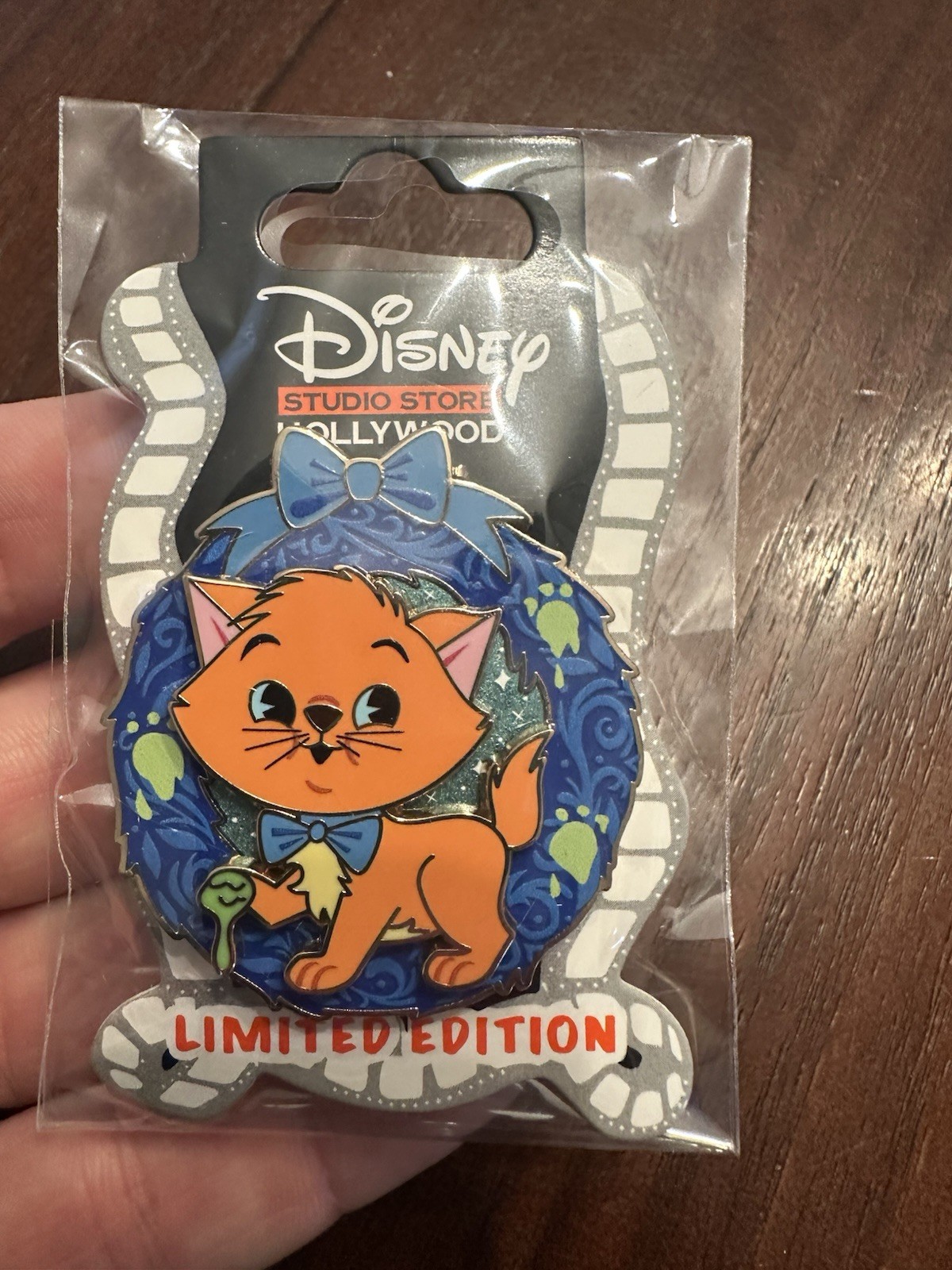 Disney DSF DSSH The Aristocats Toulouse Holiday Cat Wreath LE 400 Pin