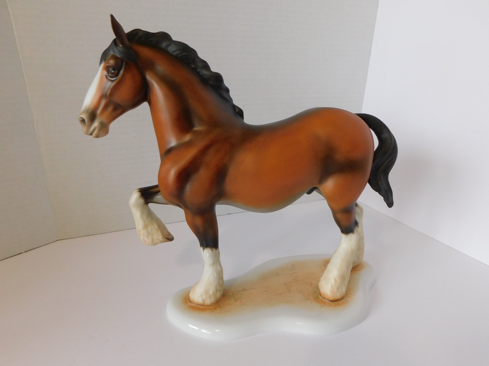 RARE STUNNING LARGE HEREND HUNGARY FIGURE - CLYDESDALE HORSE - MINT CONDITION
