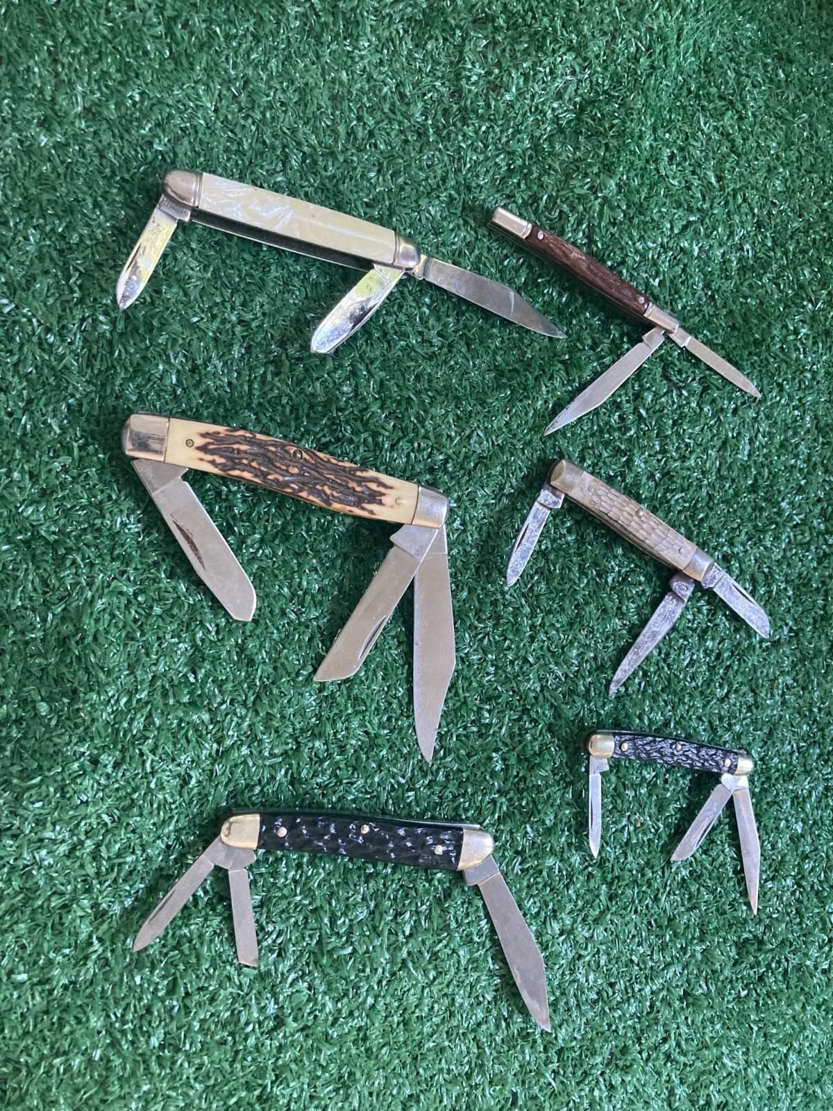 Collection of six vintage knives- Case, Tree Brand, Uncle Henry
