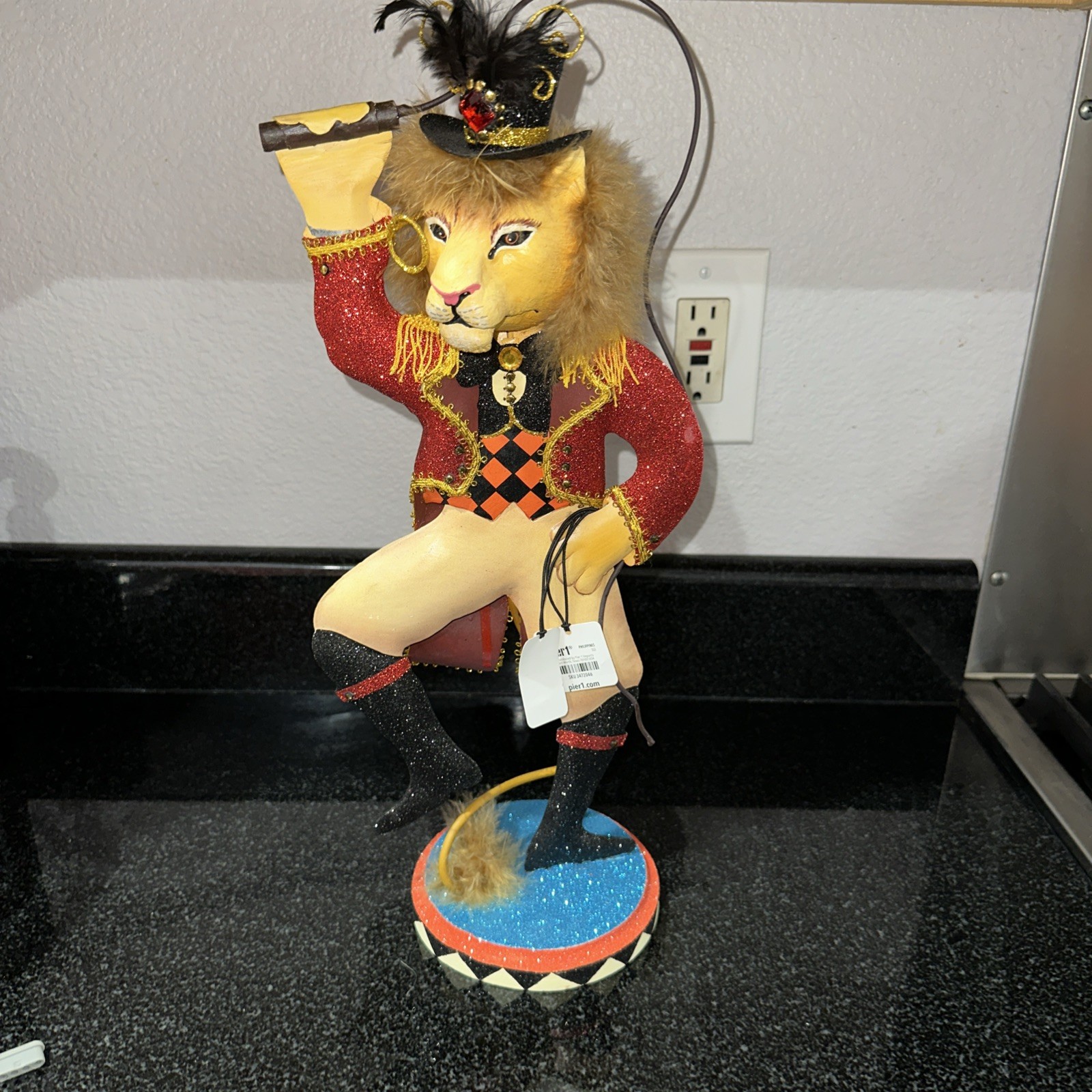 Pier 1 Halloween Enchanted Circus  Ringmaster Lion Tamer Metal Sculpture 2018 