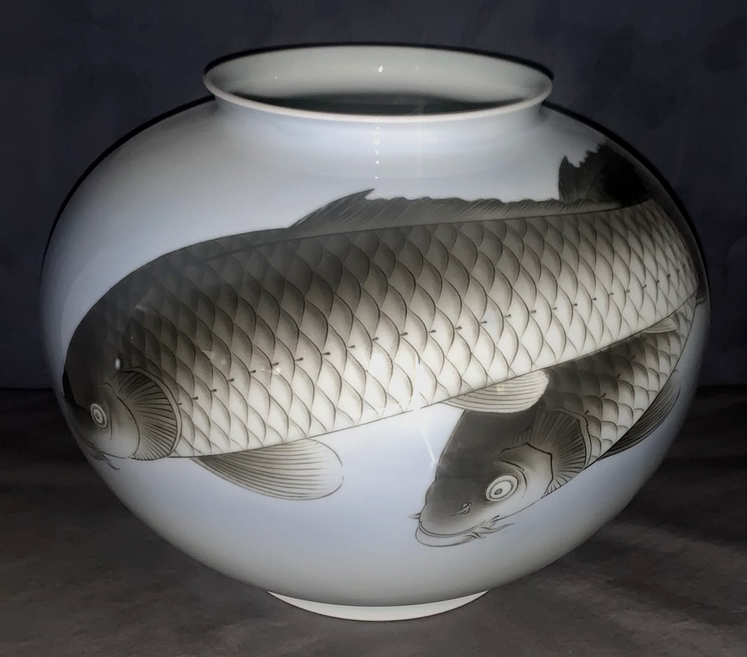 Beautiful Large Old  Fukagawa  Double Fish Decorated  Fish Bowl Shaped Vase