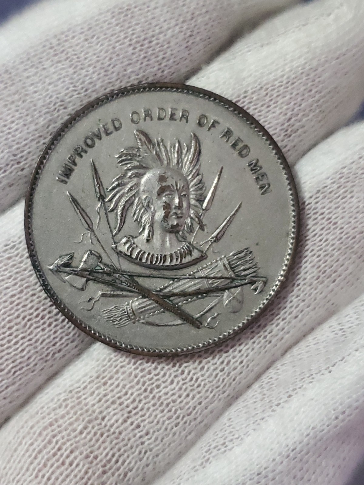Improved Order of Red men medal Headress Bow Quiver Fraternal Order Token Coin