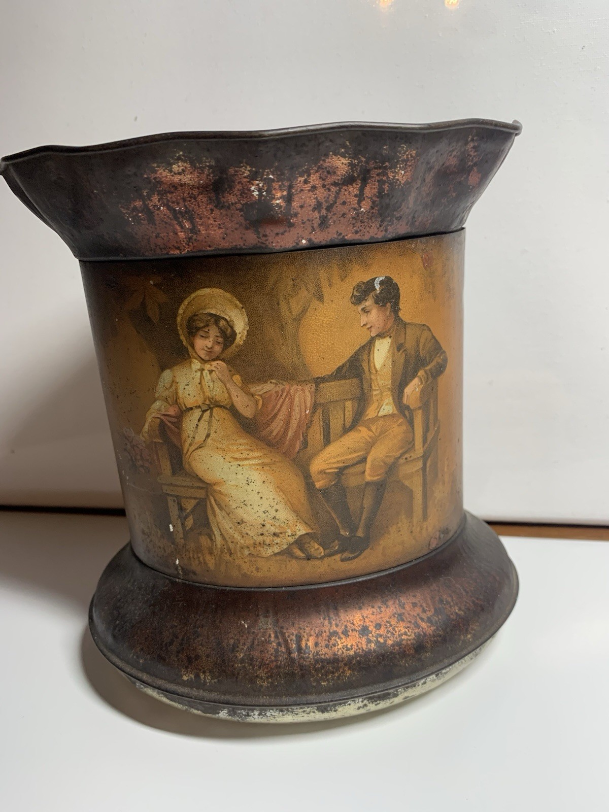Ultra Rare Art Nouveau Jacob's & Sons Ruffled Vase Biscuit TIn c1900s Victorian