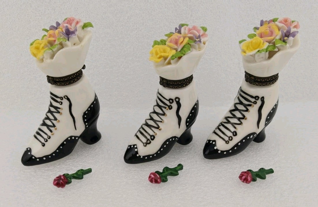 VTG Victorian Trinket Box Hinged With Removable  Mini Roses Inside Boot Lot Of 3