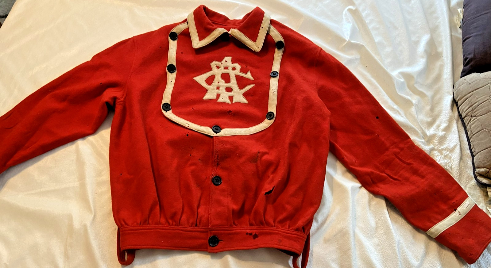 RARE FIND 1880\'S HEAVEY RED WOOL BASEBALL BIB TOP  OR FIREMAN BIB TOP-CA7 LOGO