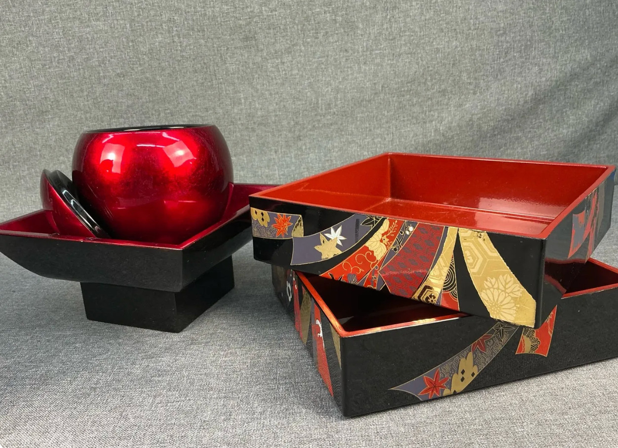 Vintage Japanese Lacquerware Celebration Serving Set