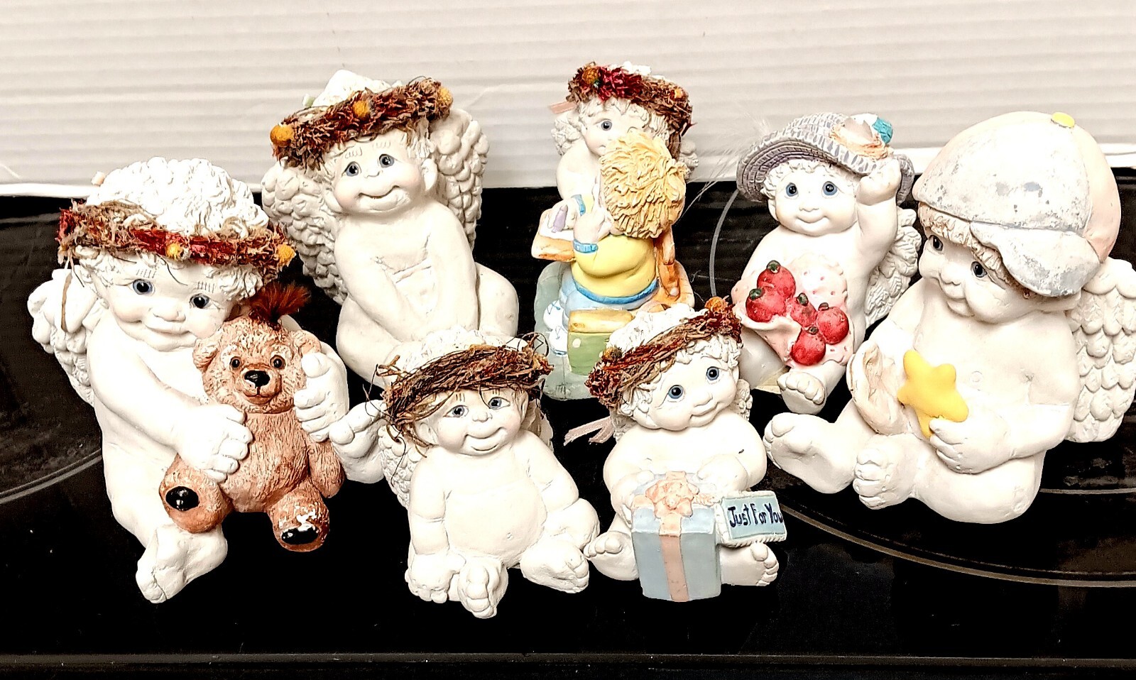 Vtge 1994-Y2K Dreamsicles 7 Lot Ceramic Cast Art Angel Figurines