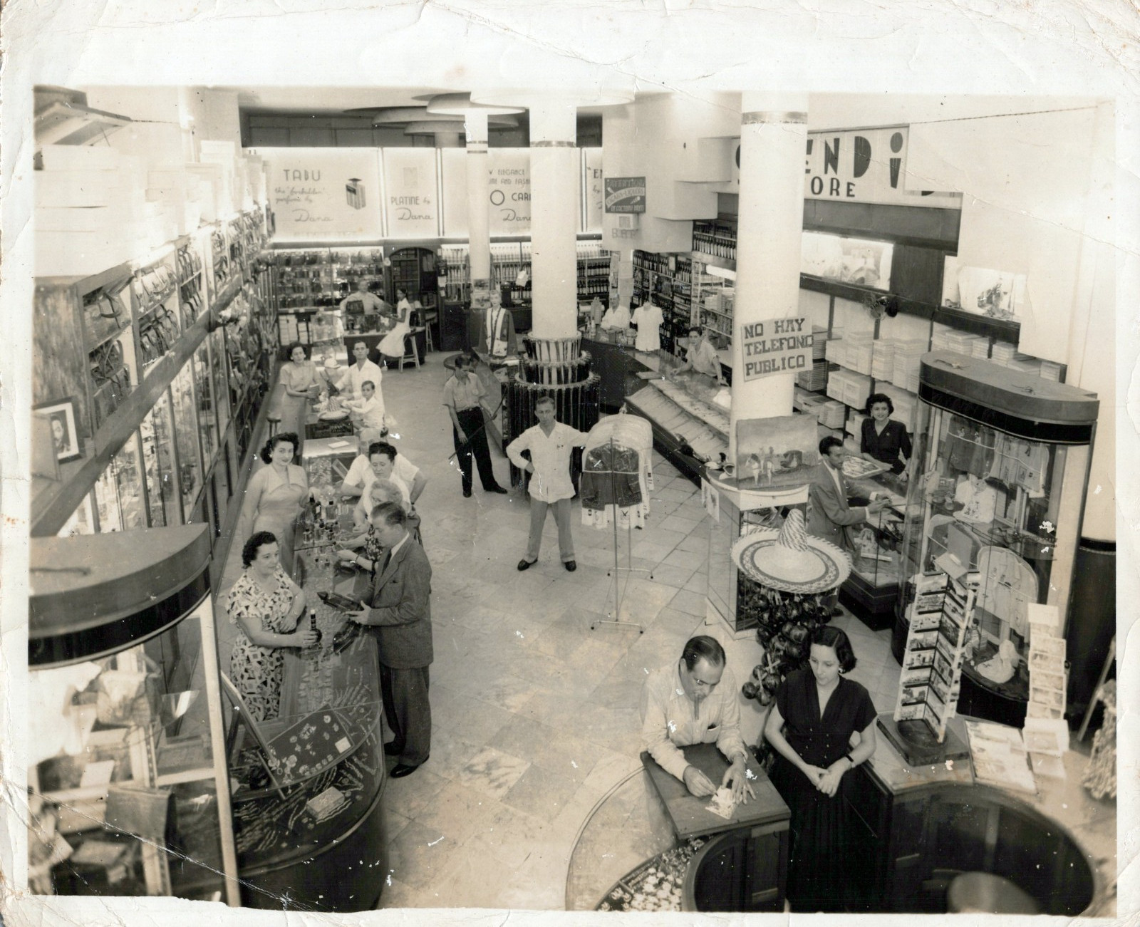 CUBA CUBAN SUPERMARKET STORE HAVANA PANORAMIC VIEW PORTRAIT 1951 ORIG PHOTO MA49