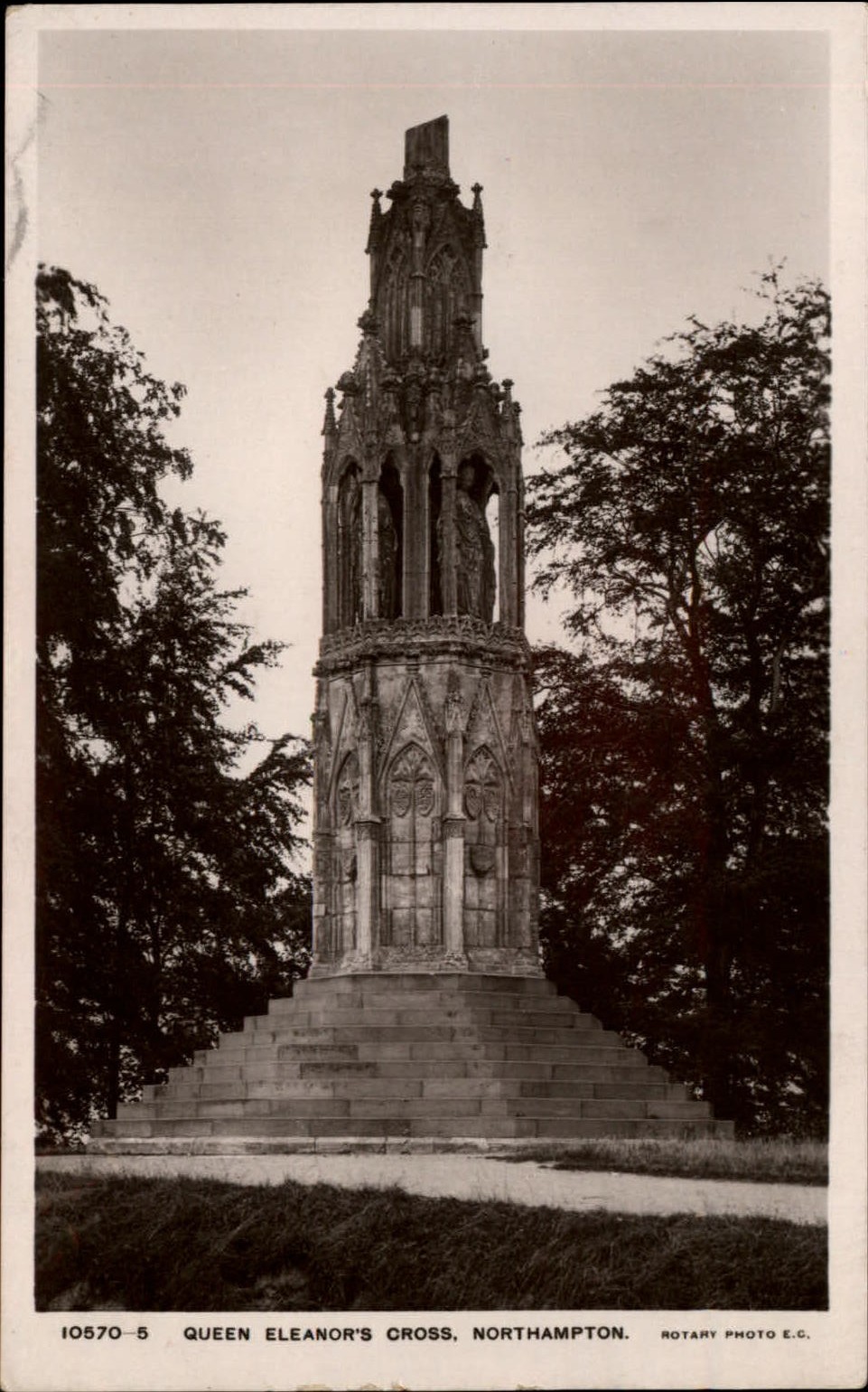 RPPC Northampton Northamptonshire England Queen Eleanor\'s Cross vintage postcard