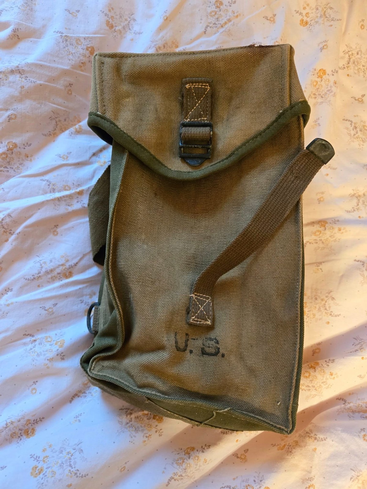 Original WWII US Ammo Carrying Bag  Mahaffey Bros. Tent & Awning Co. 1945