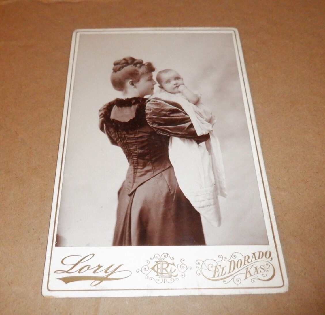 c.1890 EL DORADO KANSAS MOTHER SON CABINET CARD PHOTOGRAPH PHOTO KS KAN. LORY