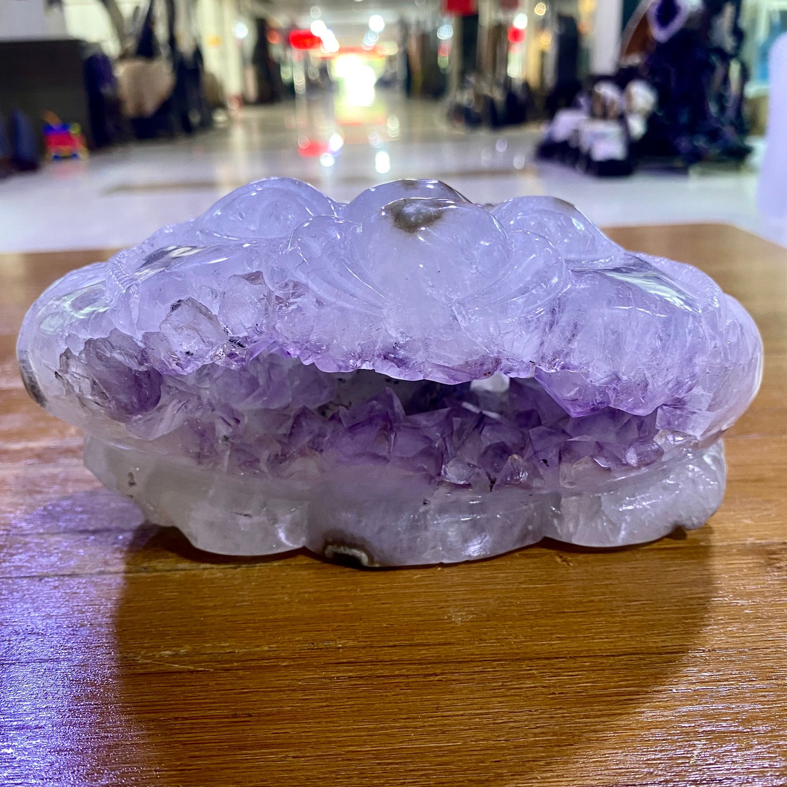 5LB Natural Agate Crystal Cave Quartz Carving Crystal Golden Toad Decoration