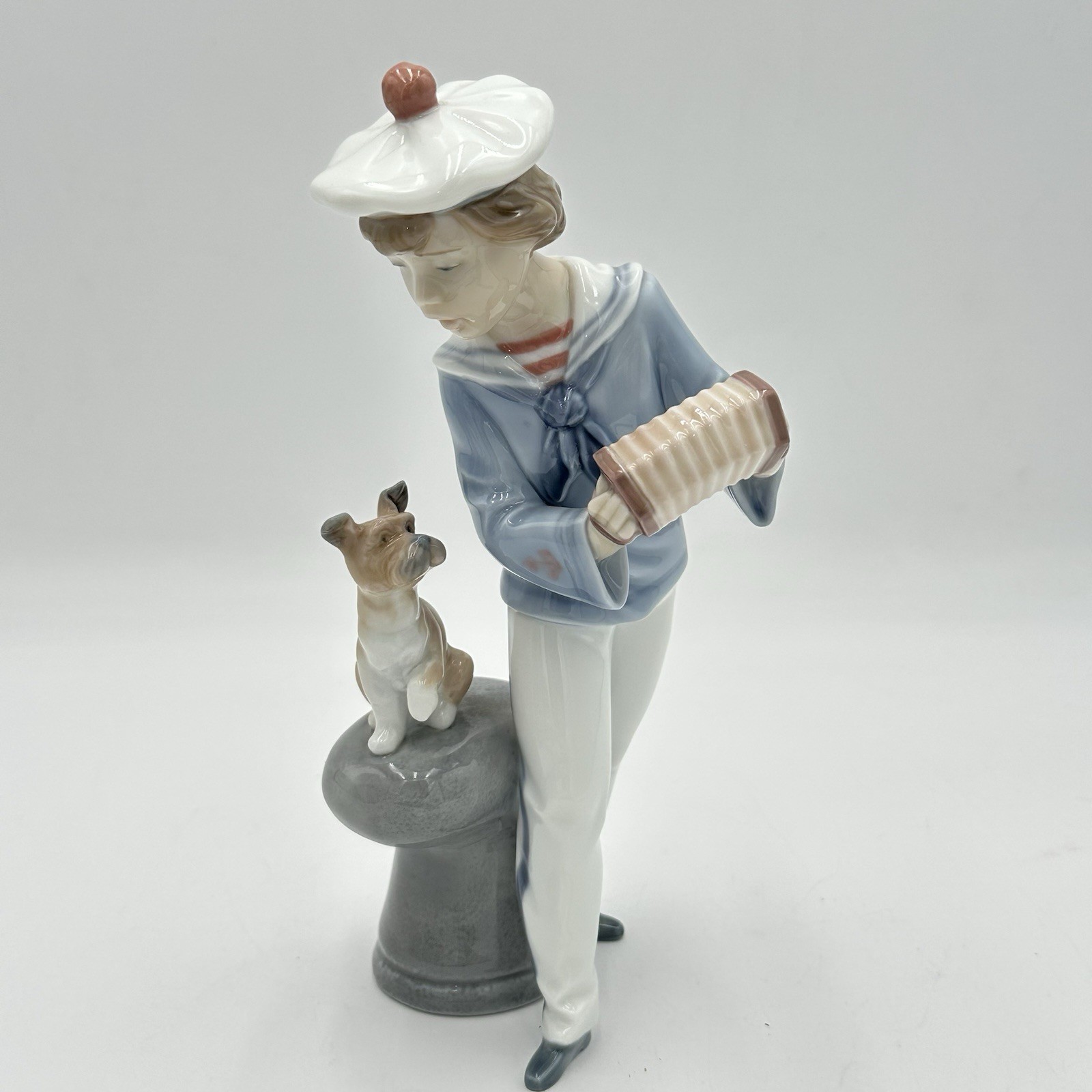 Lladro Seaside Serenade Boy Playing Accordion with Dog #6197 Figurine