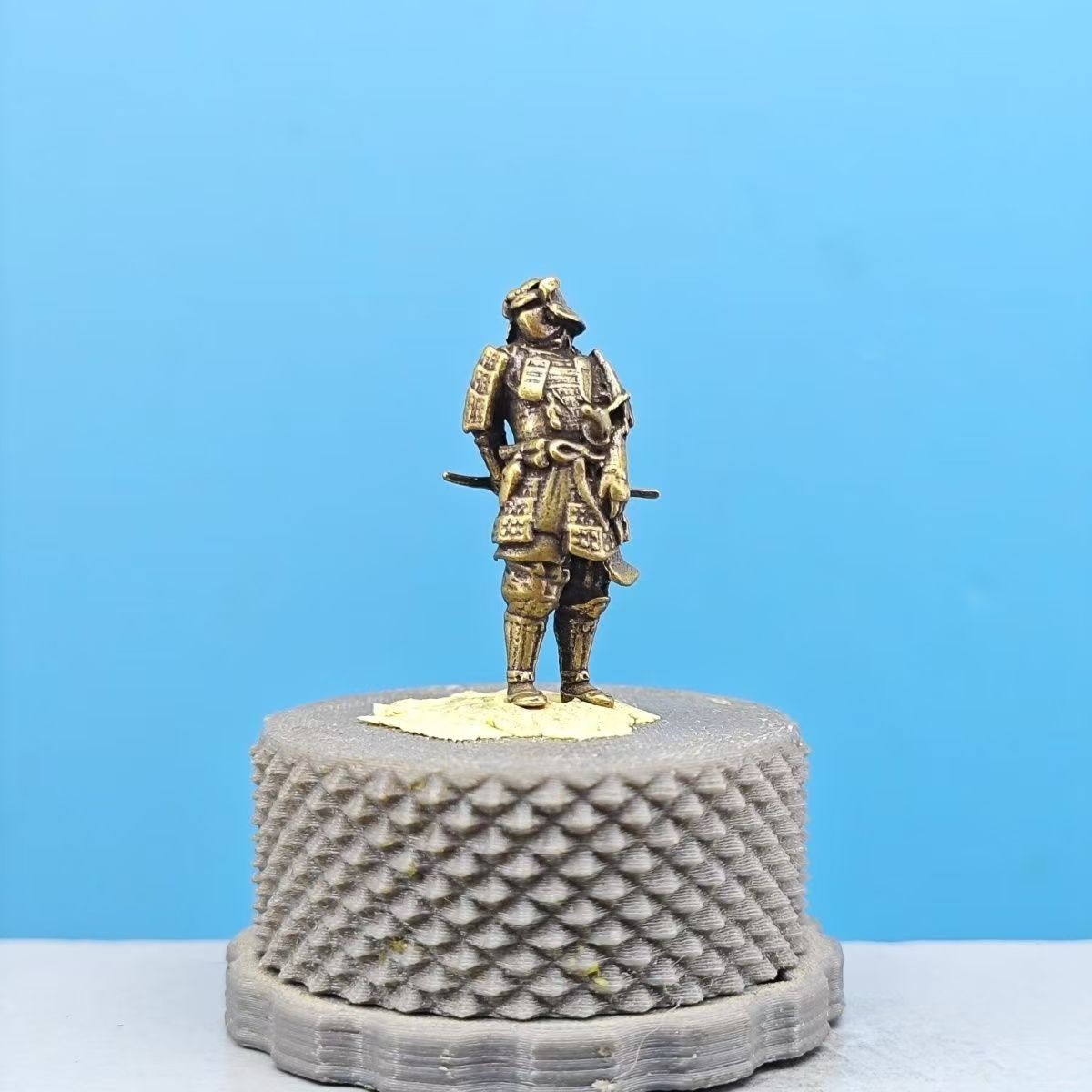 Vintage Brass Japanese Samurai Mini Figurine Statue Desktop Mini Decor