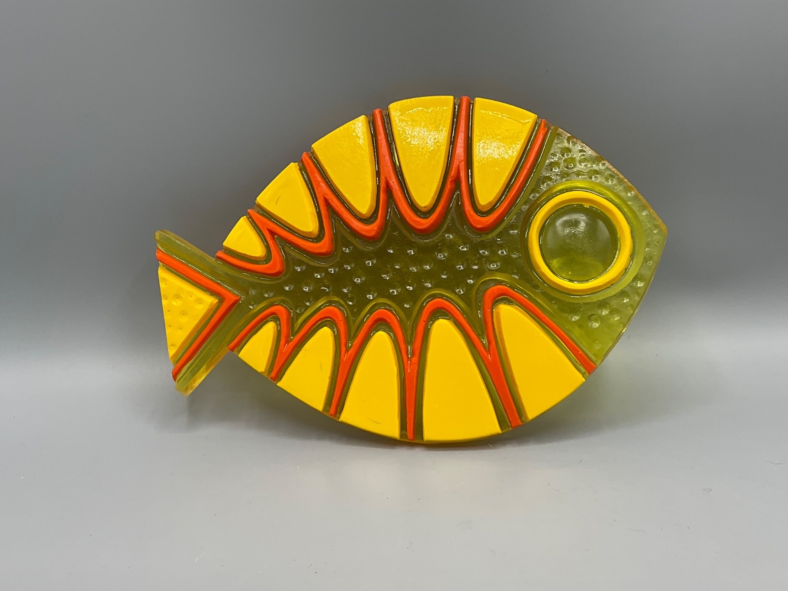 Vintage Yellow Orange Lucite Fish 60s Mid Century Colorflo Trivet Wall Hanging