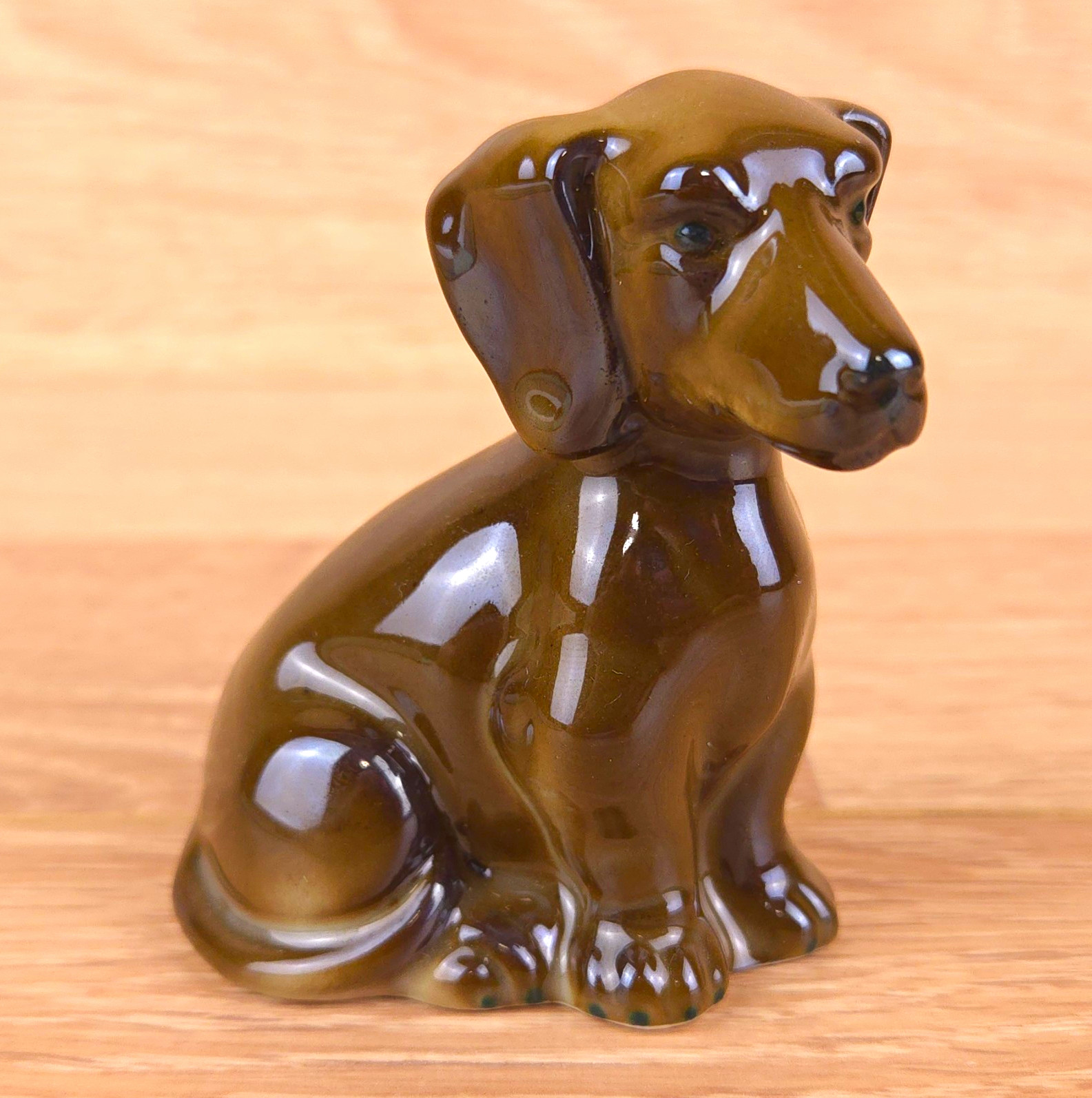 Small Gerold Porzellan Porcelain Tan Dachshund Dog Figurine Bavaria