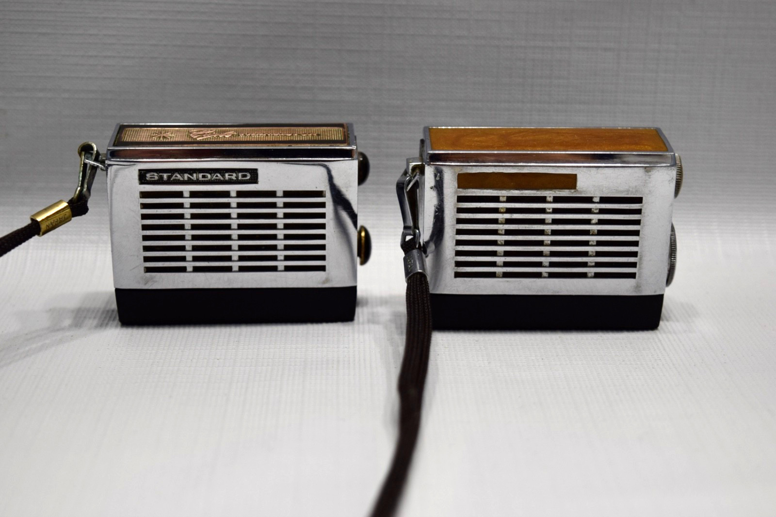 2 Vtg Standard  Micronic Ruby 8 Transistor Radio SR-H438 Japan