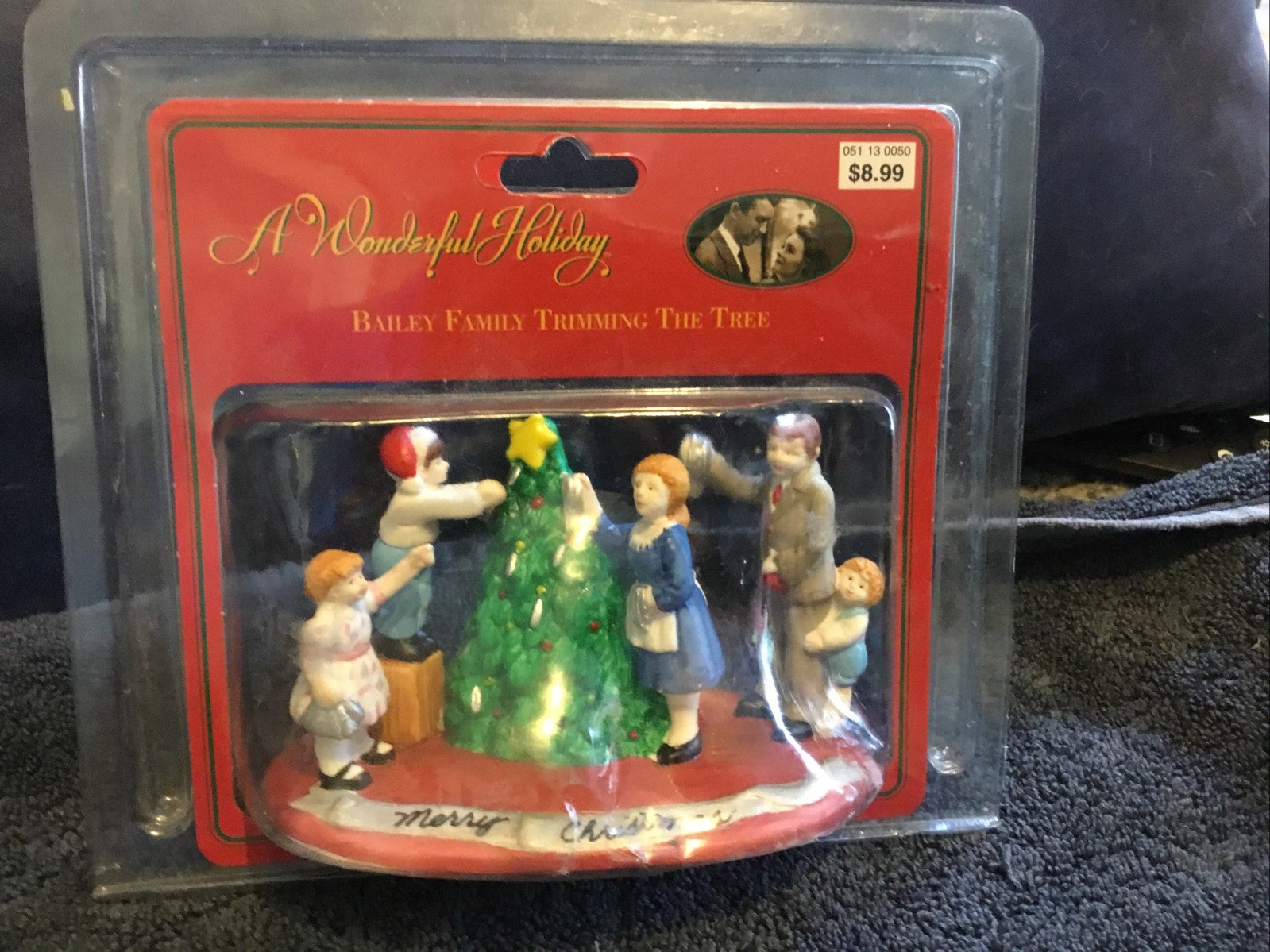 It’s a Wonderful Life Bailey family trimming the tree, rare new inbox￼