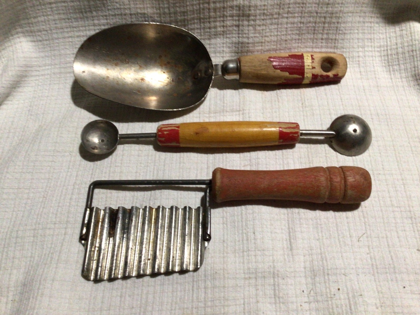 3 vntg wood handled kitchen utensils-decor purpose only