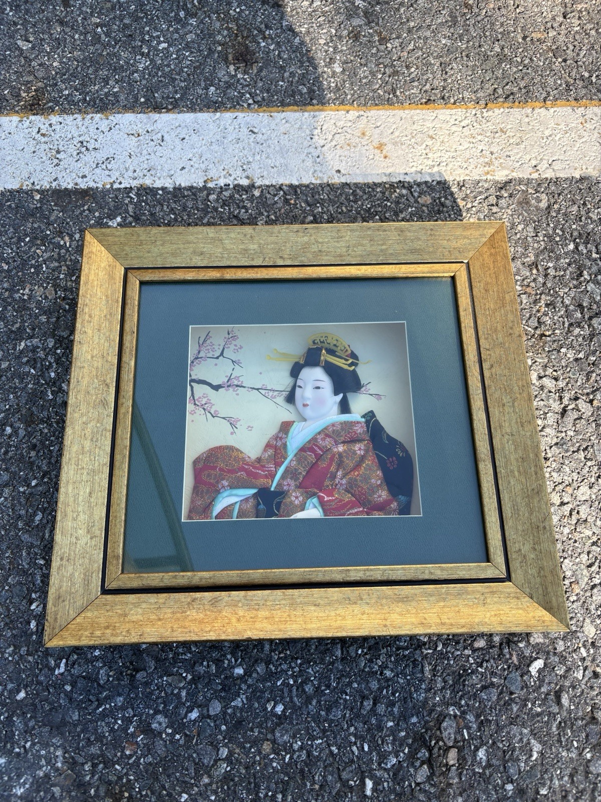 vintage 3D Japanese geisha shadow box wall art piece