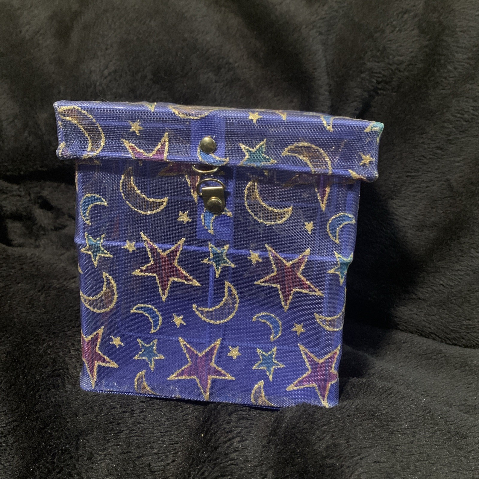 VTG Y2K Hinged Celestial Mesh Box Container Trinket Box