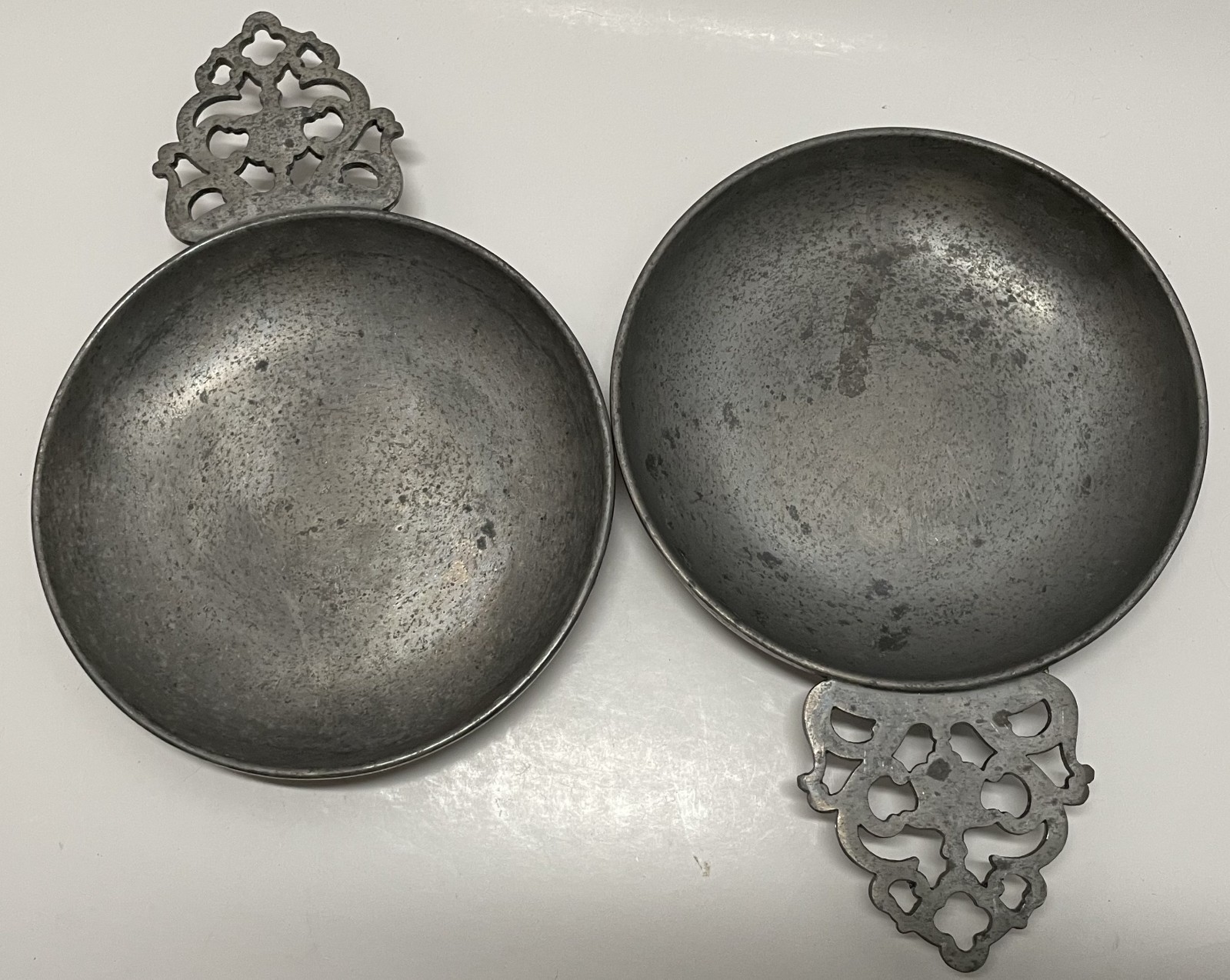 Vintage Pair of Stede pewter porringer bowls with horse head maker\'s mark