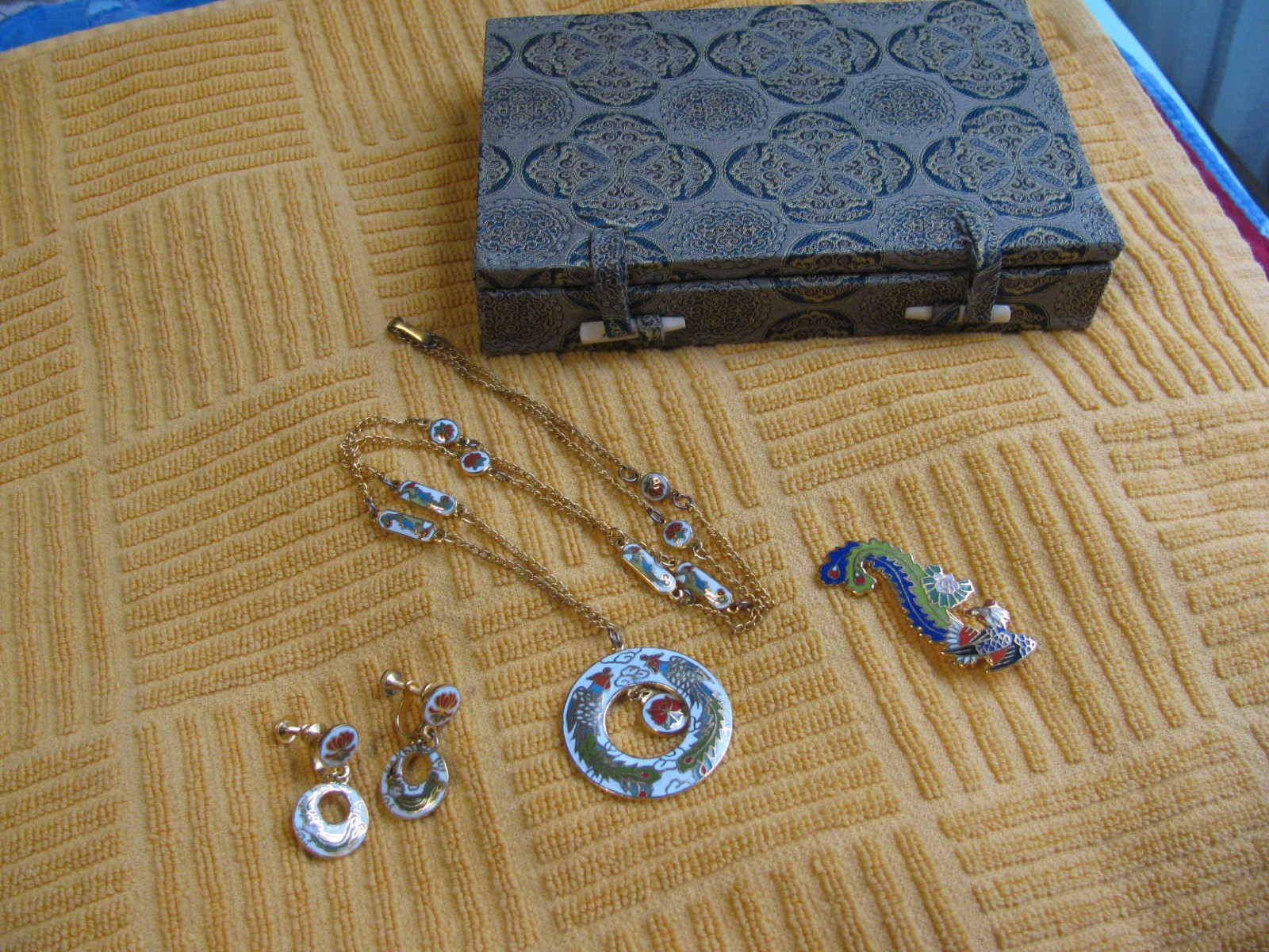 Vintage Japanese Cloisonné Necklace Earrings Pin Dragon Phoenix Flower Gift Box