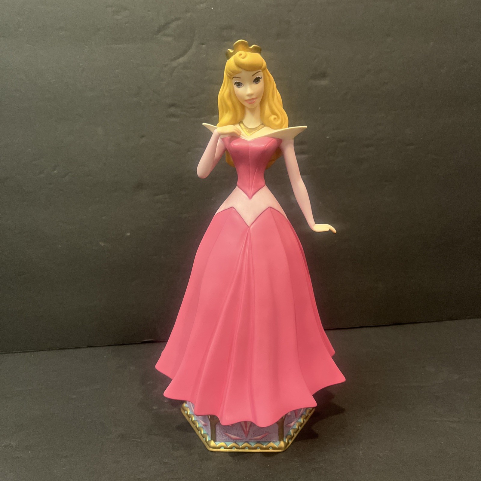 DISNEY SLEEPING BEAUTY MUSICAL LIMITED EDITION FIGURINE PRINCESS AURORA 908/5000
