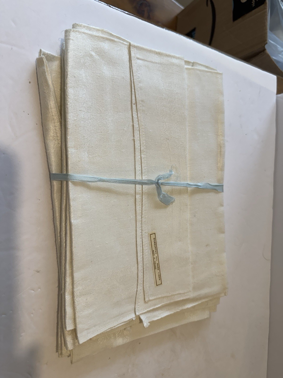 Vintage Irish Linen Damask Dinner Napkins Set of 9 Ivory 19.5” NOS Tagged