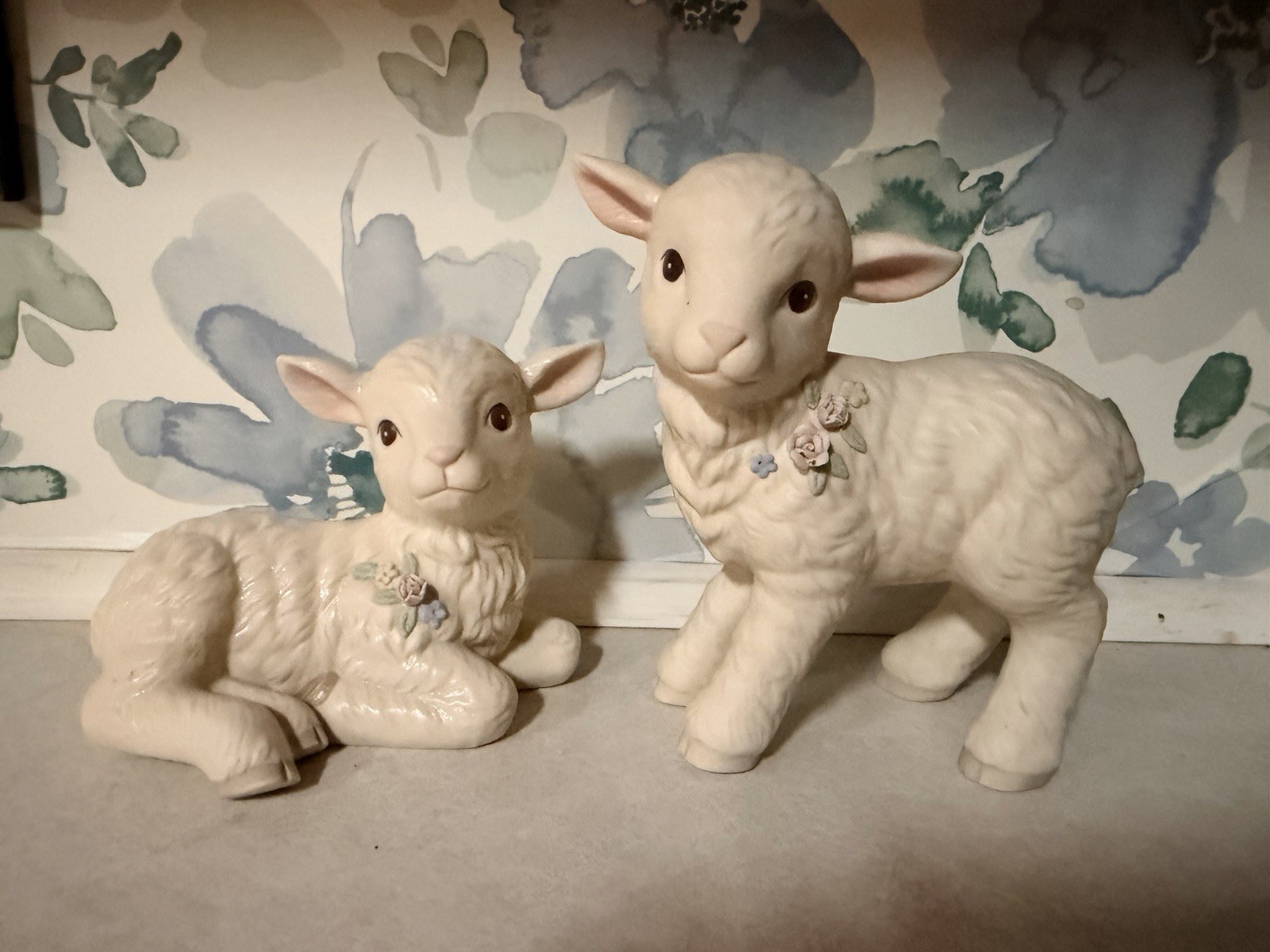Vintage Homco Two Little Lambs Home Interiors Porcelain Floral Pair Set of 2