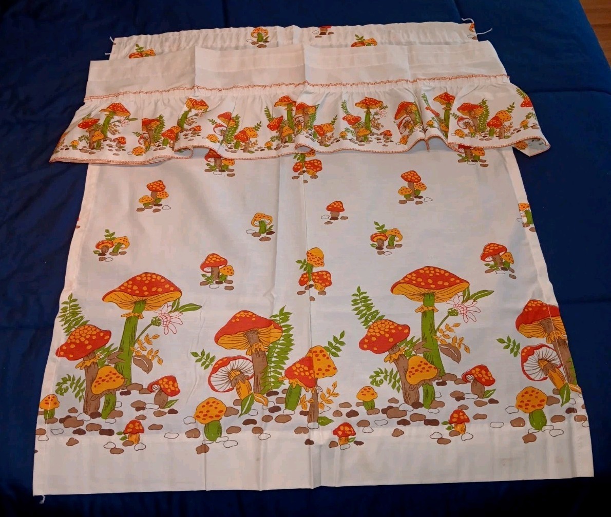 Vintage Merry Mushroom Kitchen Curtain Panel & Valance 70's-Good Cond.
