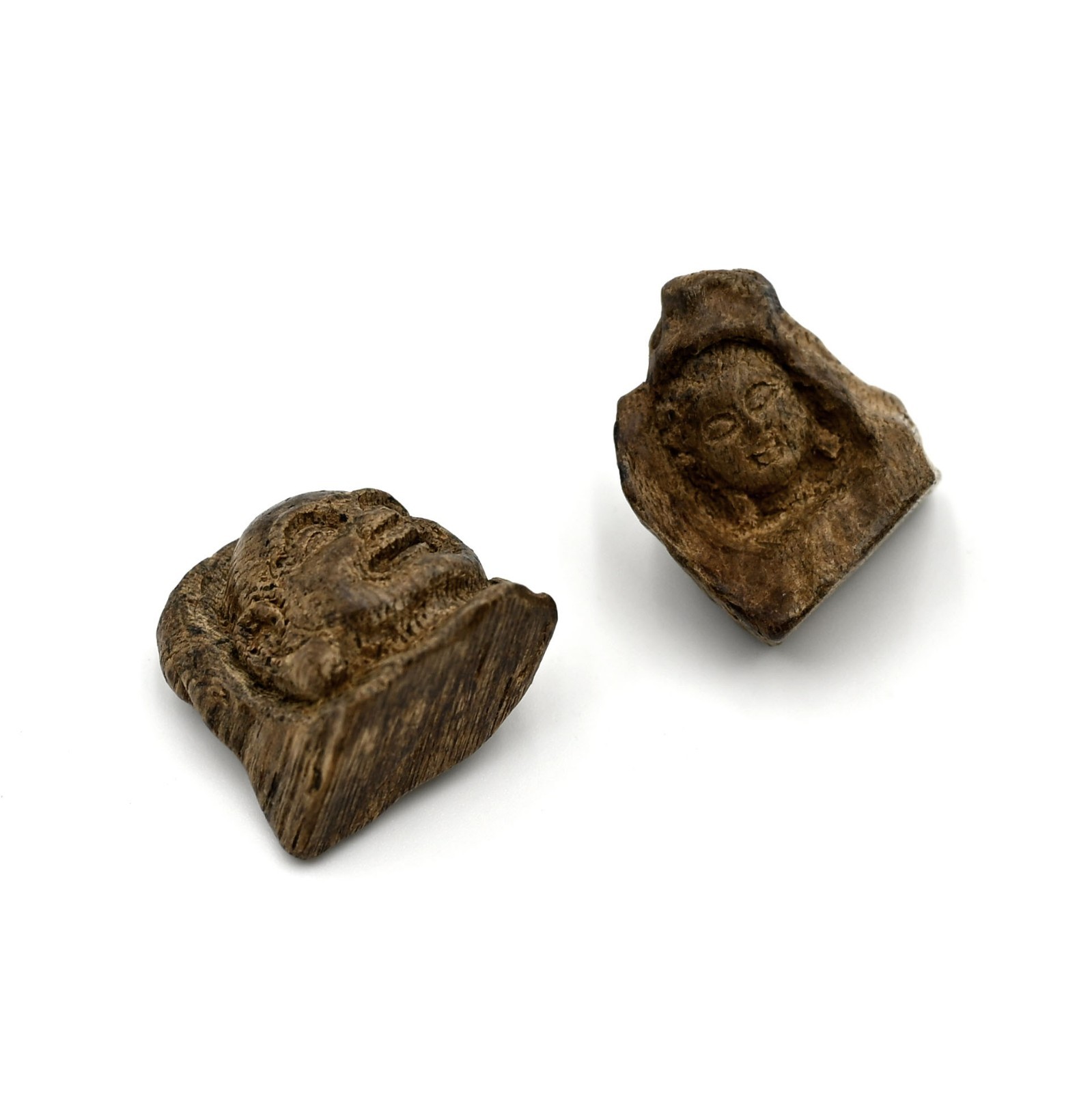 Sinking Grade Malaysia Aquilaria Hirta Agarwood Guan Yin 笑佛观音小叶野生沉水沉香吊坠