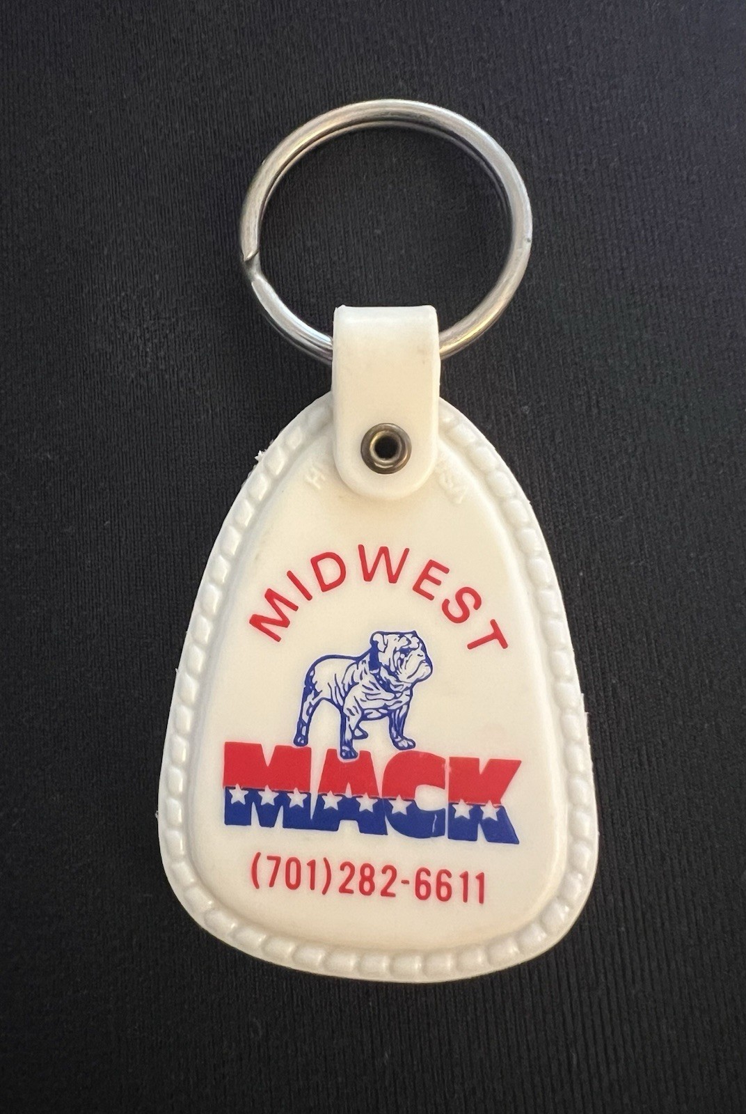 Vintage Midwest Mack Truck Bulldog Plastic Advertising Keychain (4)