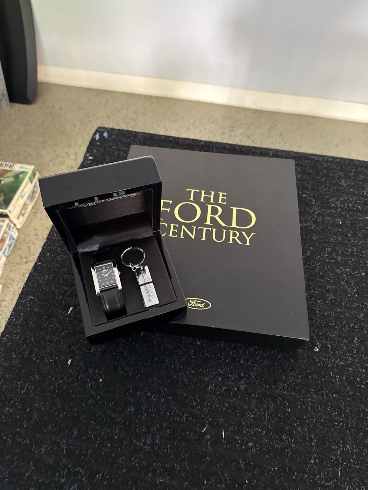 Ford motor company 100 year anniversary rare wristwatch and set