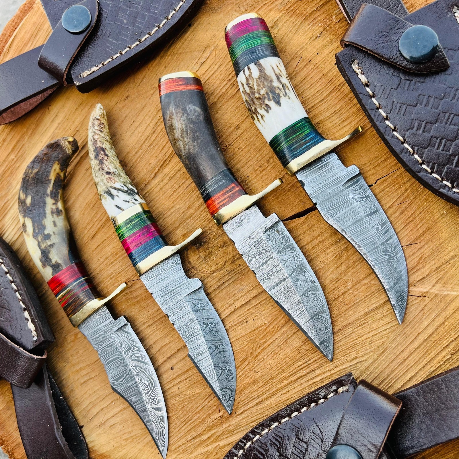 RL-02 Lot of 4 Damascus Steel Hunting/skinner knives Stag and Ram Horn Handle