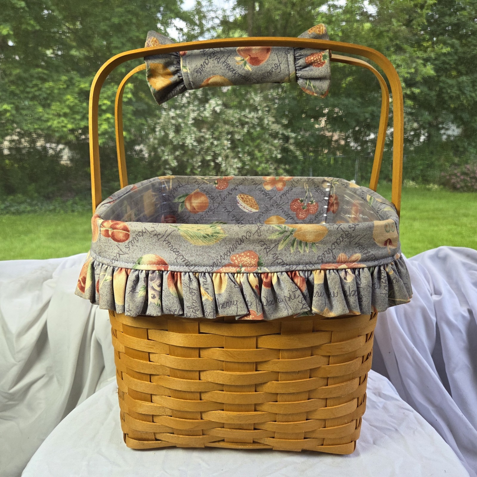 Longaberger Grandma Bonnie\'s Basket Signed Handle Liner Protector Paperwork USA