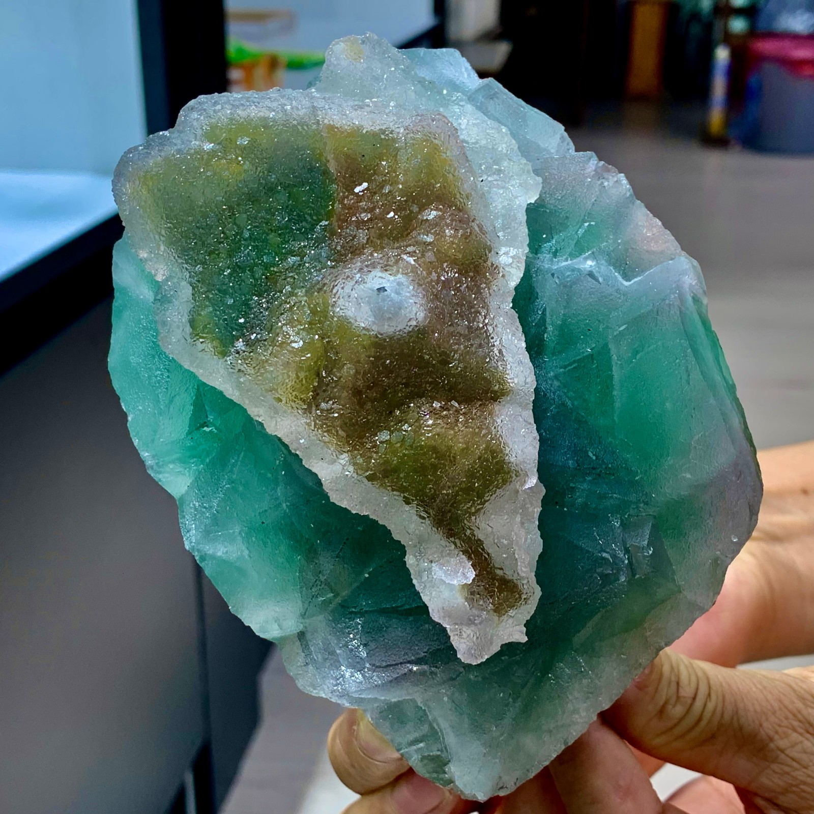 2.51LB Natural crystal GREEN fluorite Cubic mineral crystal sample/China