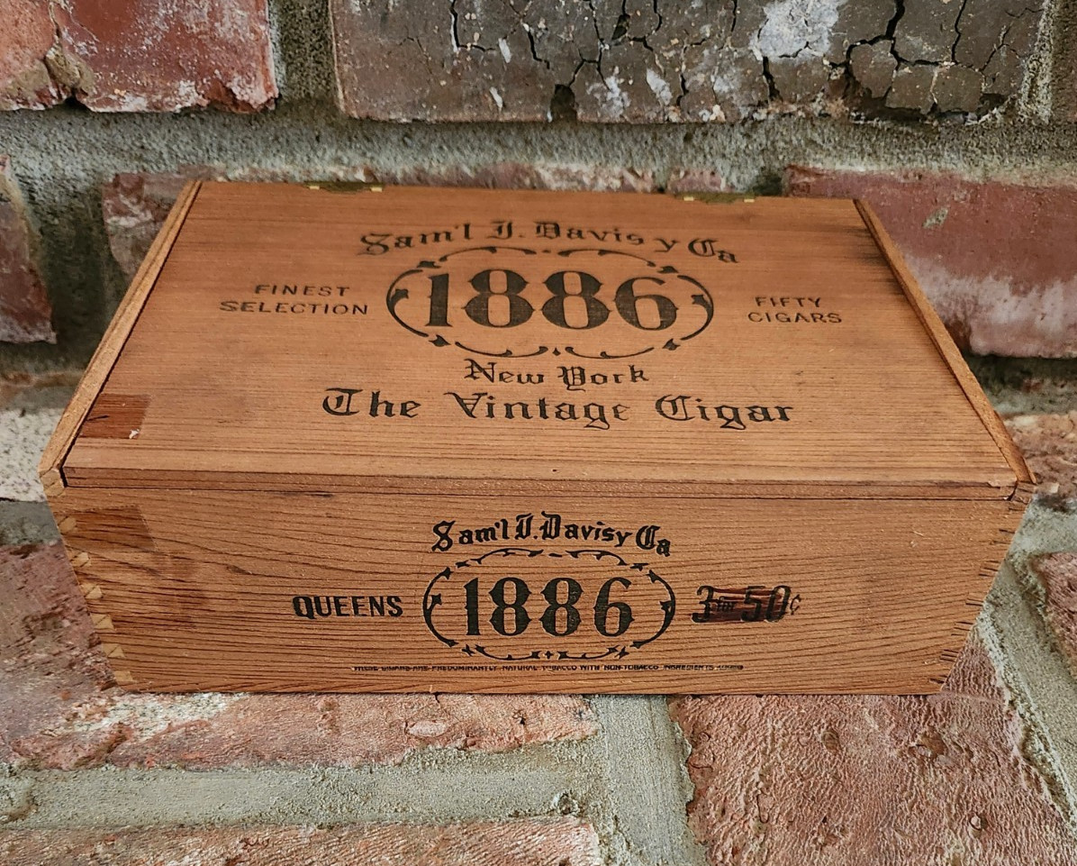Vintage Sam'l J. Davis Cigar Box 1886 Solid Wood Finger Jointed Samuel Davis