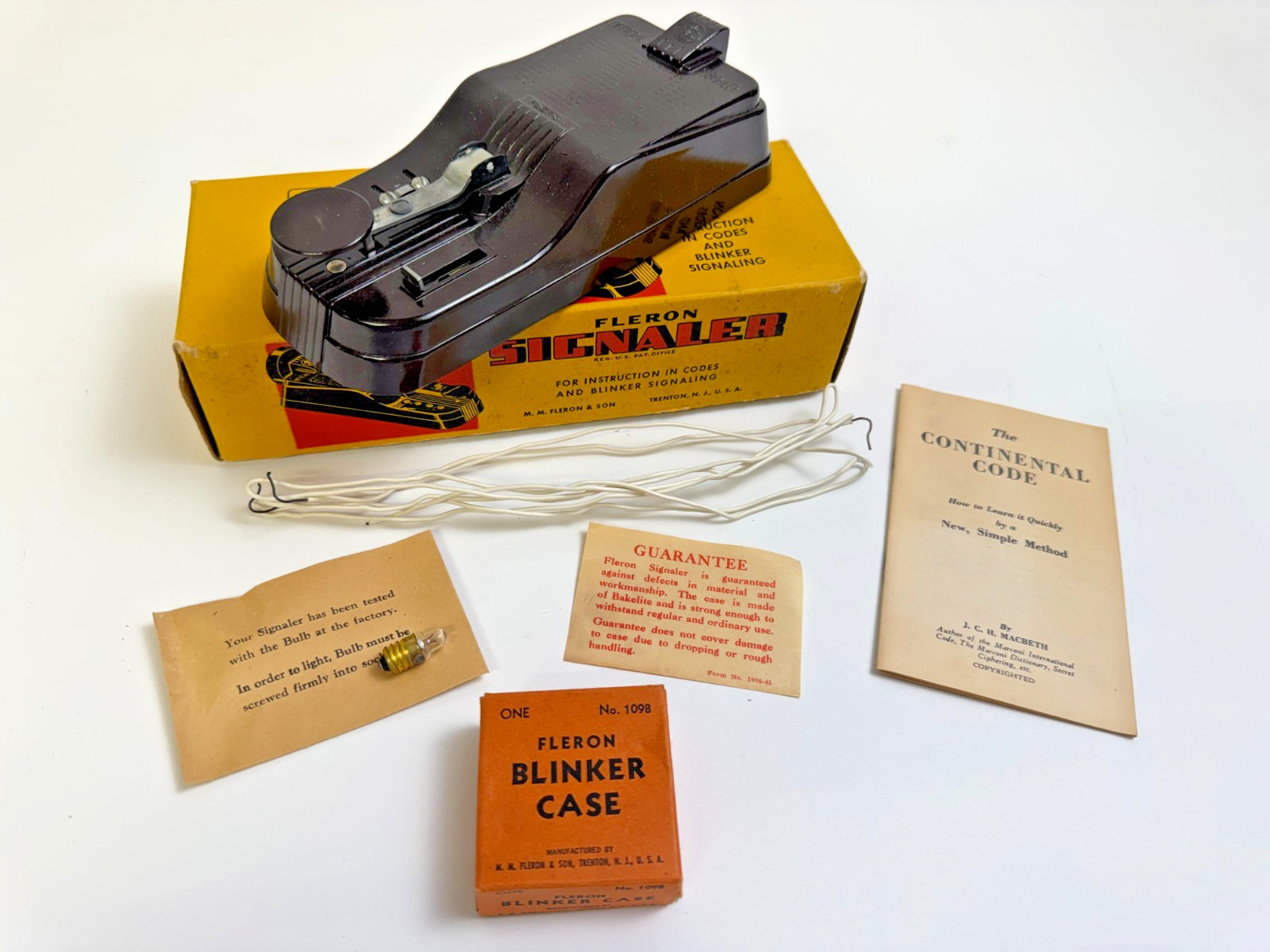 1940\'s Fleron Signaler Morse Code Bakelite Original Box Blinker Case Booklet