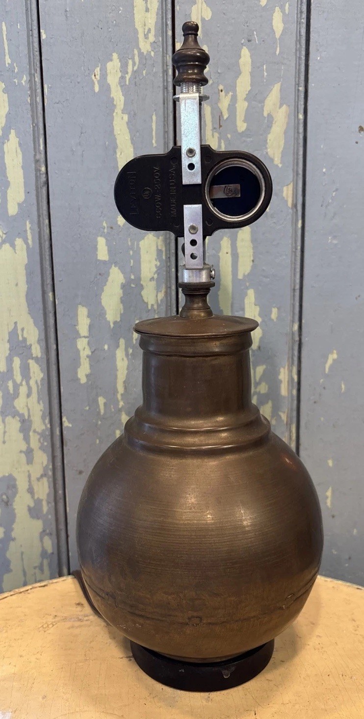Small Vtg Copper Table Lamp Round/Ball/Orb Double Bulb Craftsman Boho Rustic