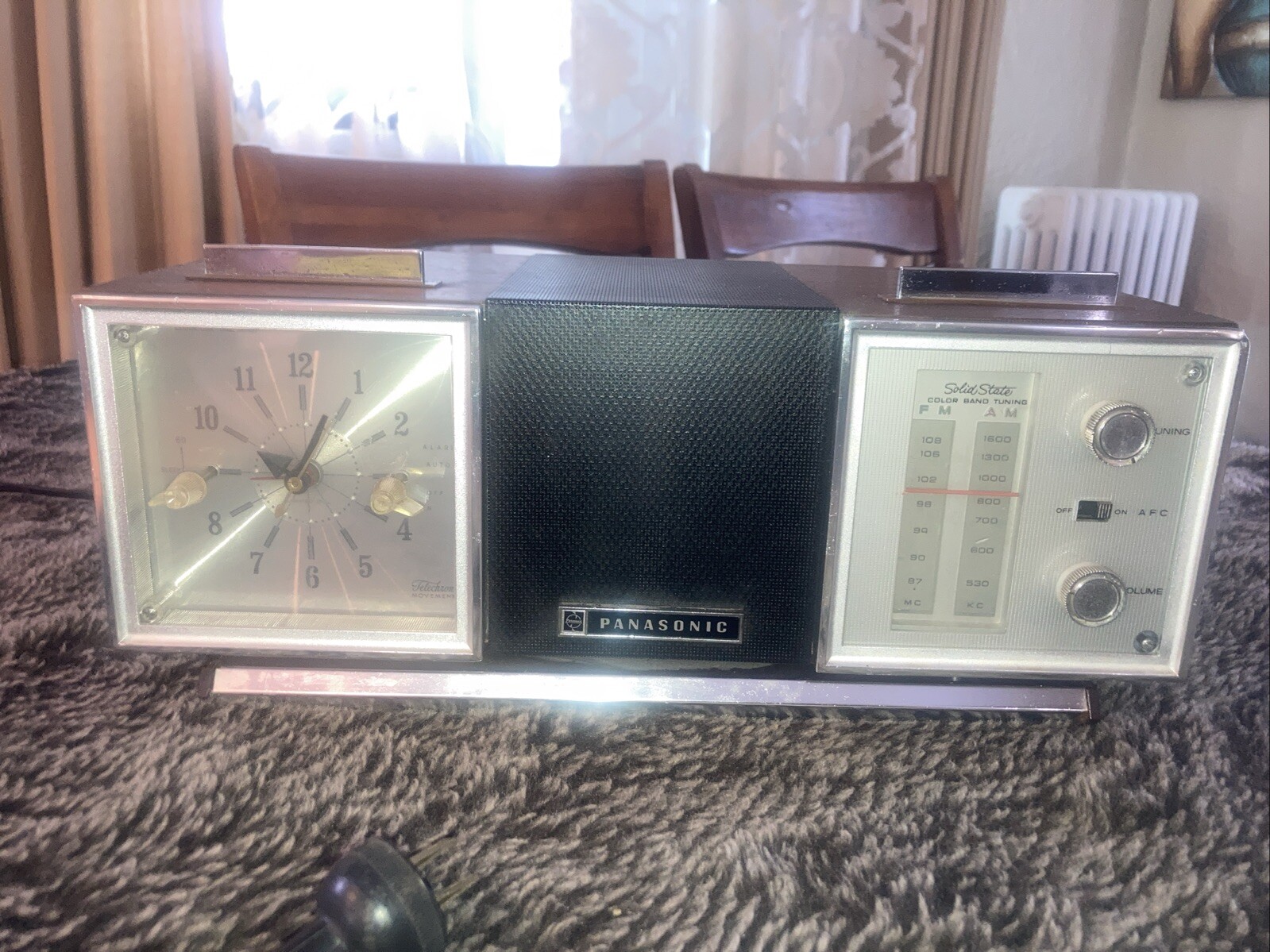 Vintage Panasonic Model RC-7647 Swivel60sClock Radio Completely Functional Rare