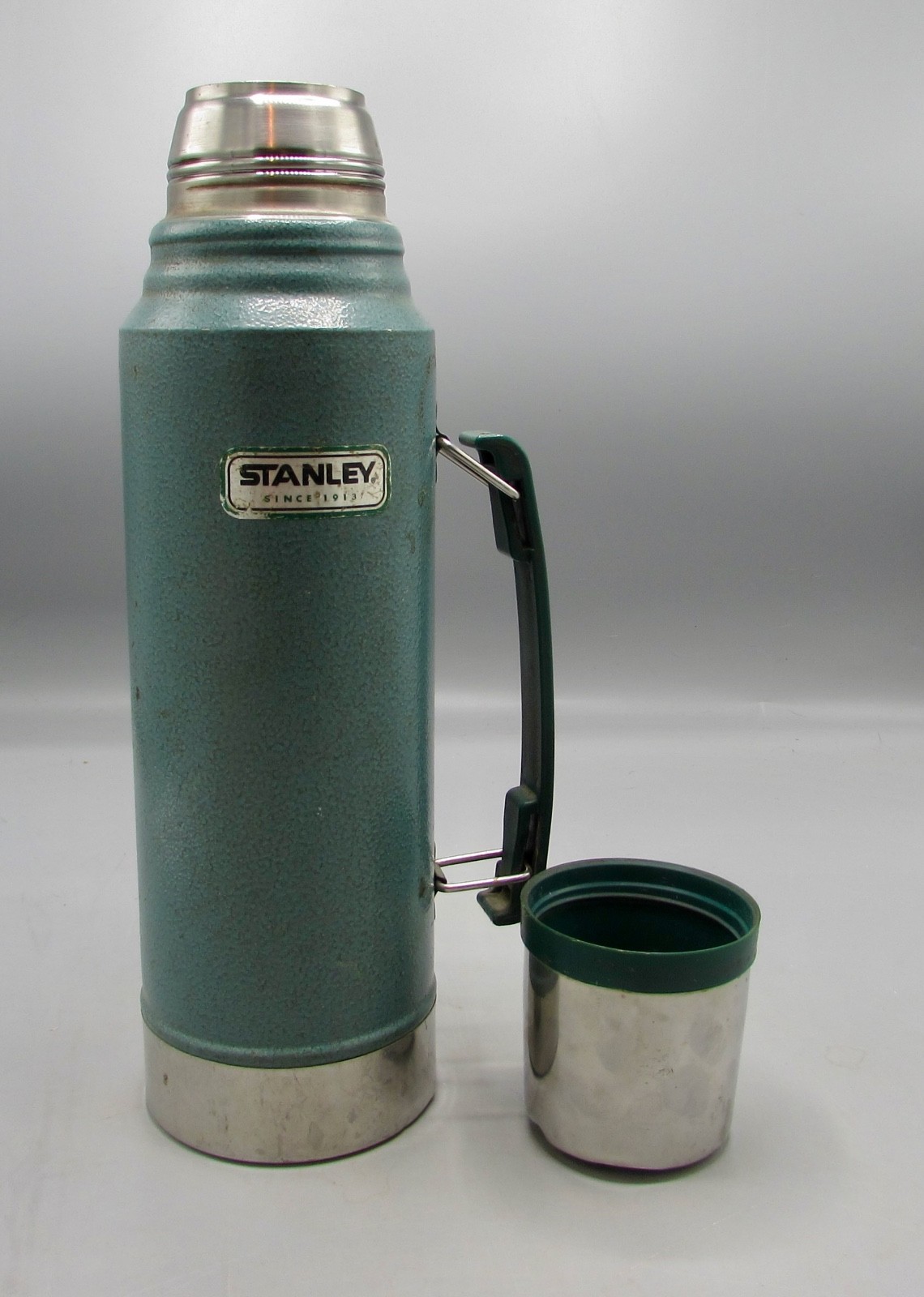 Vintage Stanley 1.0 Liter/1.1qt Vacuum Bottle Hammertone Green Thermos 