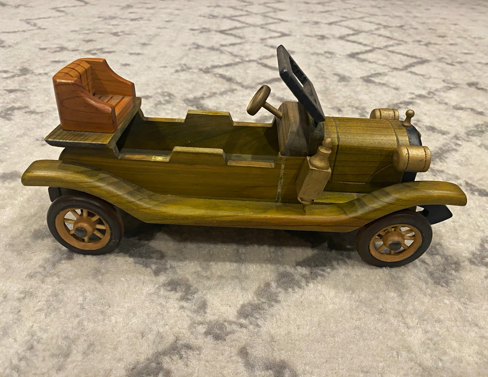 Vintage Antique Style Ford Model T Car Collectible  Wooden