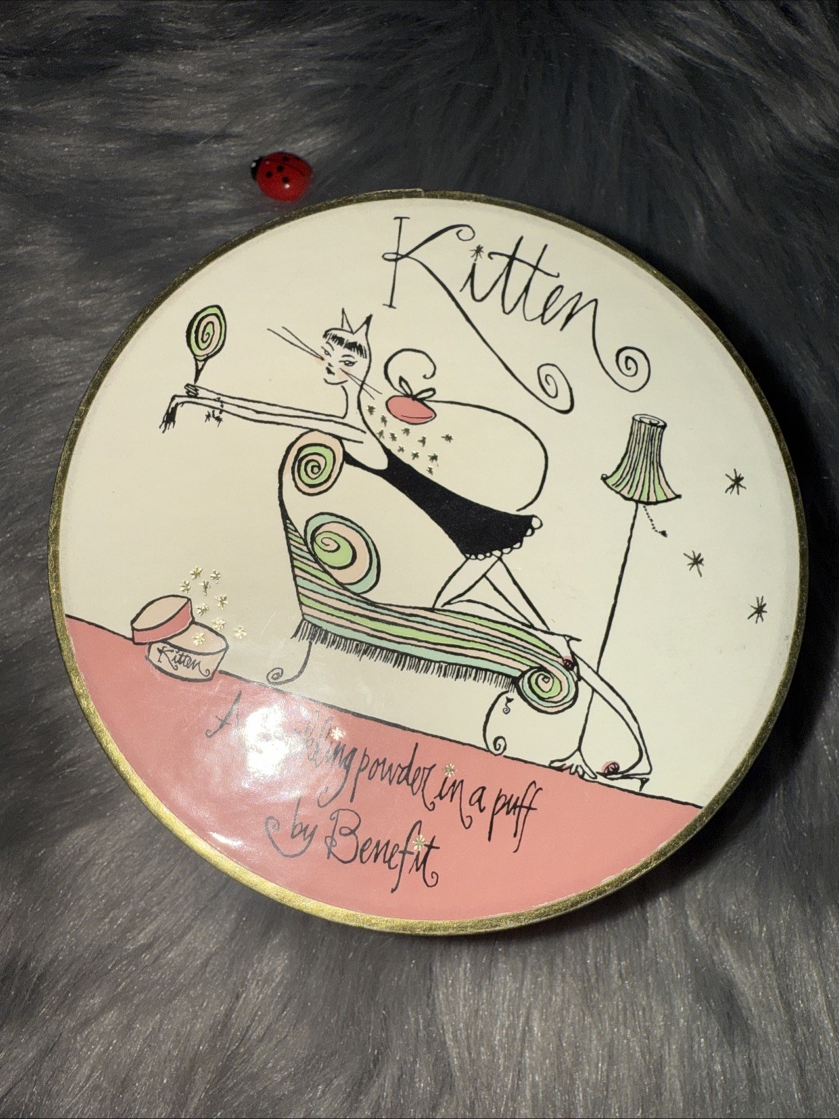 VINTAGE BENEFIT KITTEN SPARKLING POWDER IN A PUFF