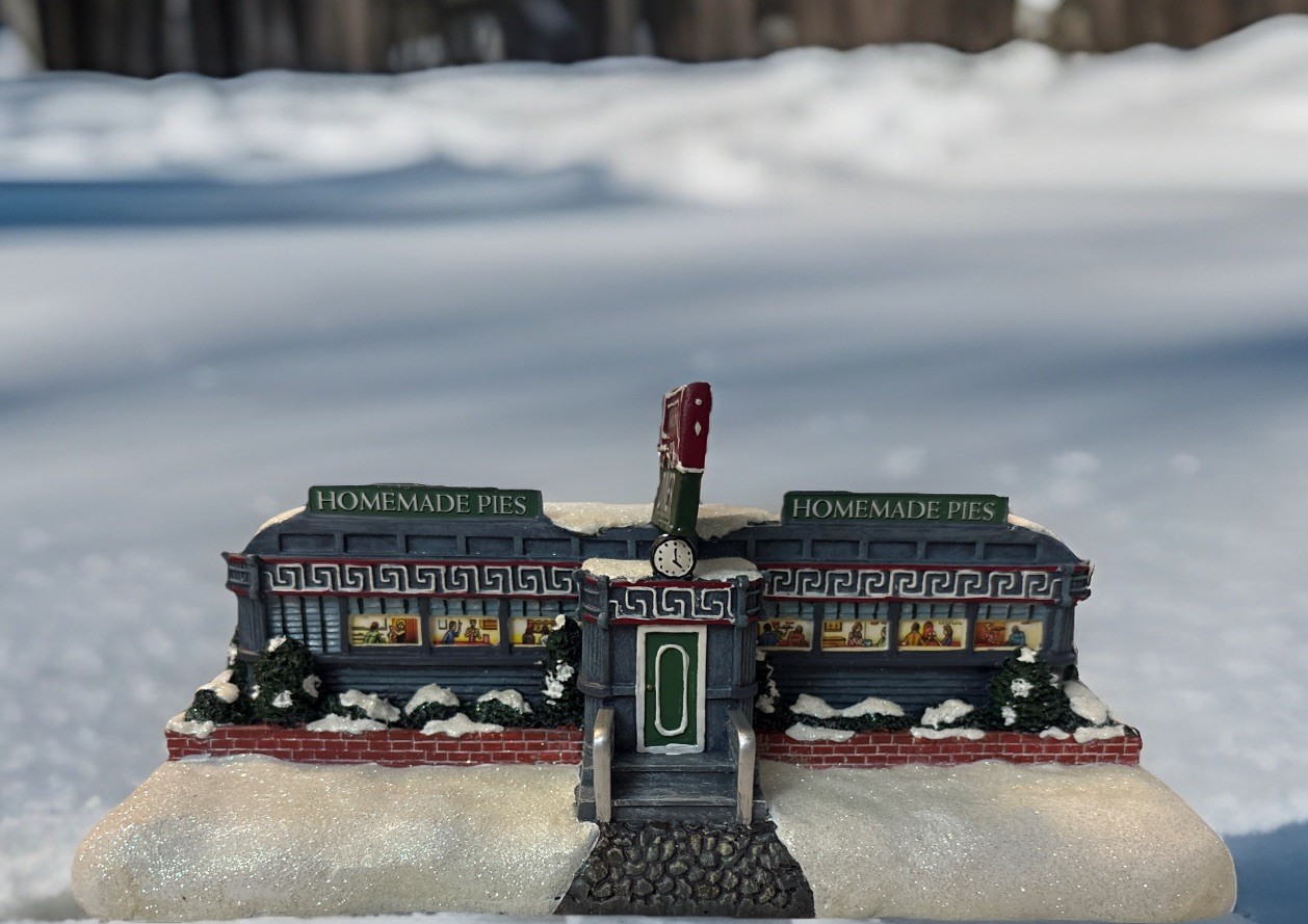 Hawthorne Village Steam Whistle Shop (Does Not Light Up)
