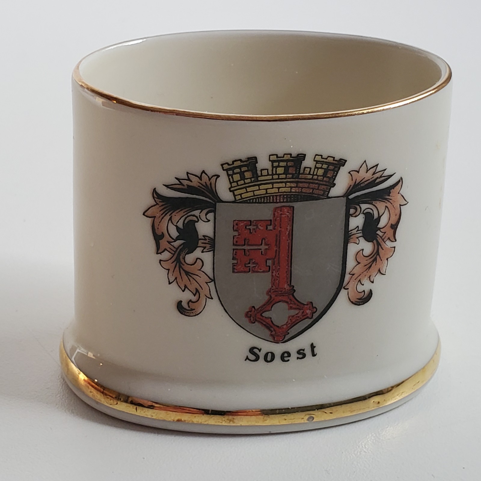 Winterling Engen Porcelain Cigarette Holder Soest Germany Coat of Arms