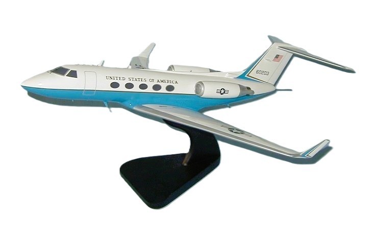 USAF Gulfstream Aerospace C-20H VIP Transport 60203 Desk  Model 1/48 SC Airplane
