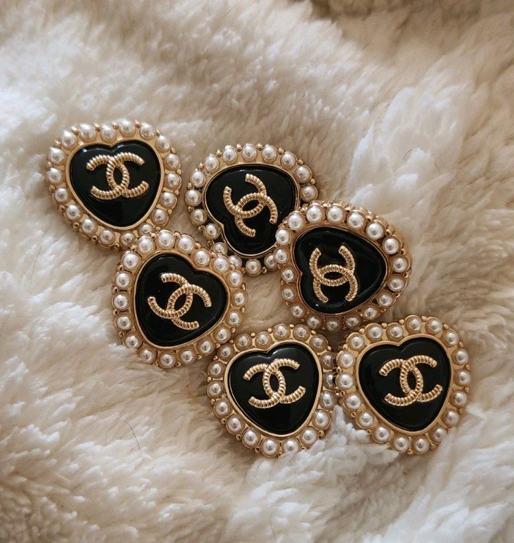 STAMPED Chanel lot of 6 Designer Pearl Black Button Metal 23mm