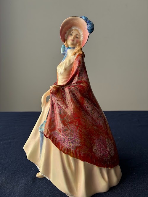 ROYAL DOULTON PAISLEY SHAWL FIGURINE #HN1987