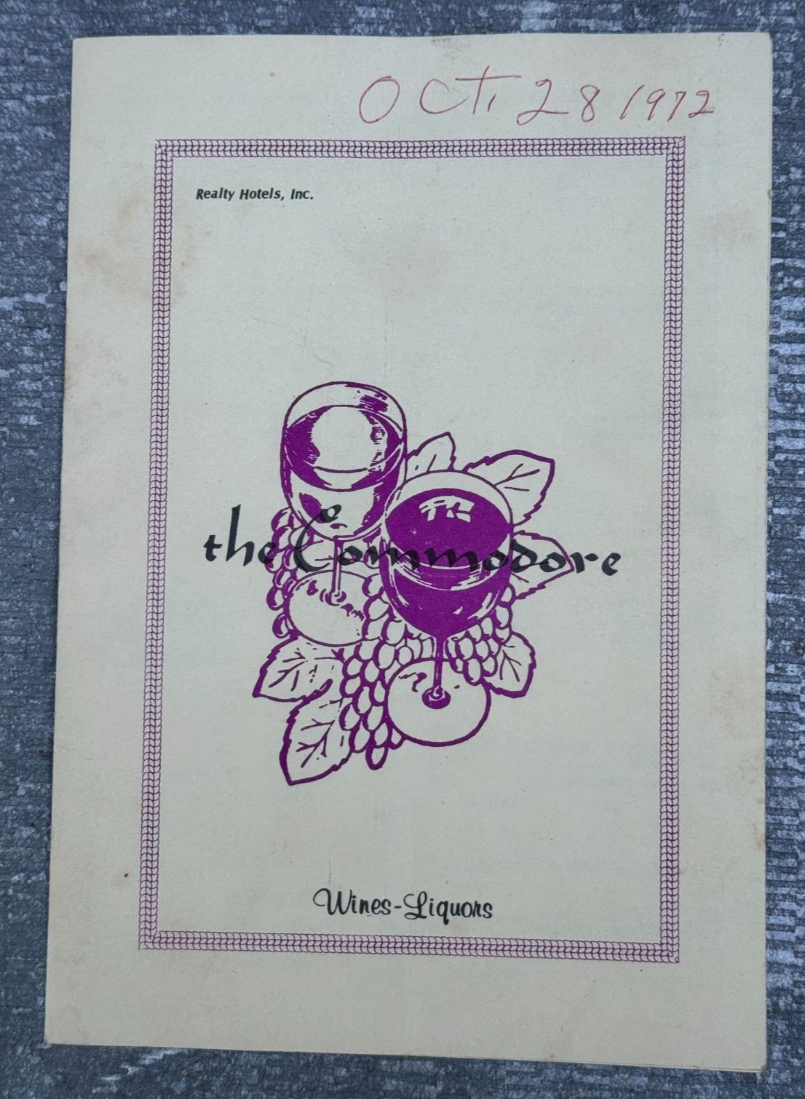THE COMMODORE REALTY HOTELS BAR WINE & LIQUOR MENU 1972 HOTEL BAR RESTAURANTS